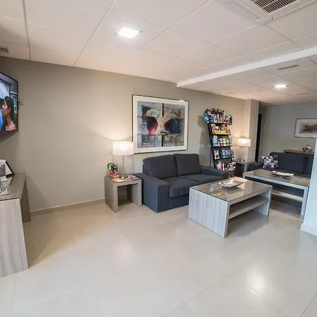 Apartahotel Miguel Sanchez Alhaurín de la Torre