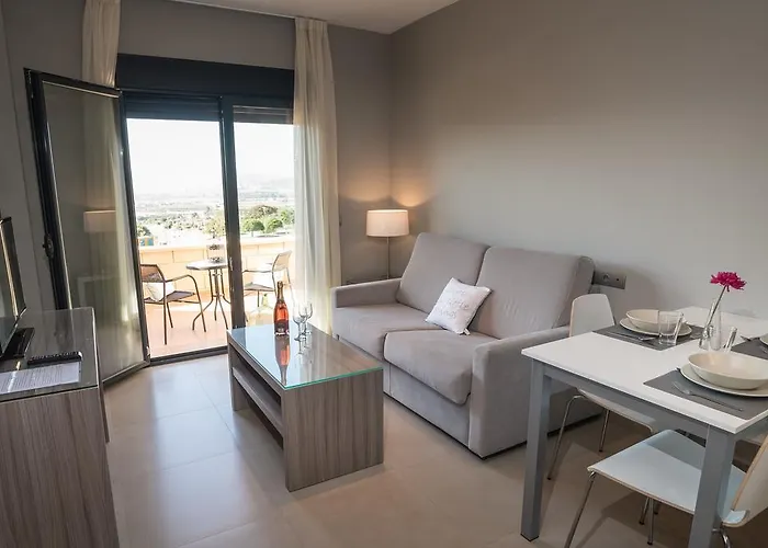 Apartahotel Miguel Sanchez *