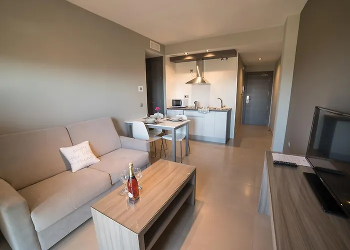 Apartahotel Miguel Sanchez Alhaurín de la Torre