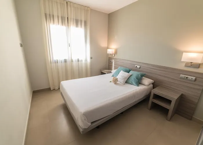 Apartahotel Miguel Sanchez *